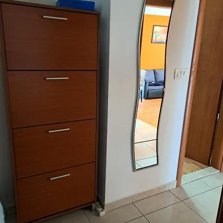 Apartment Arnir
